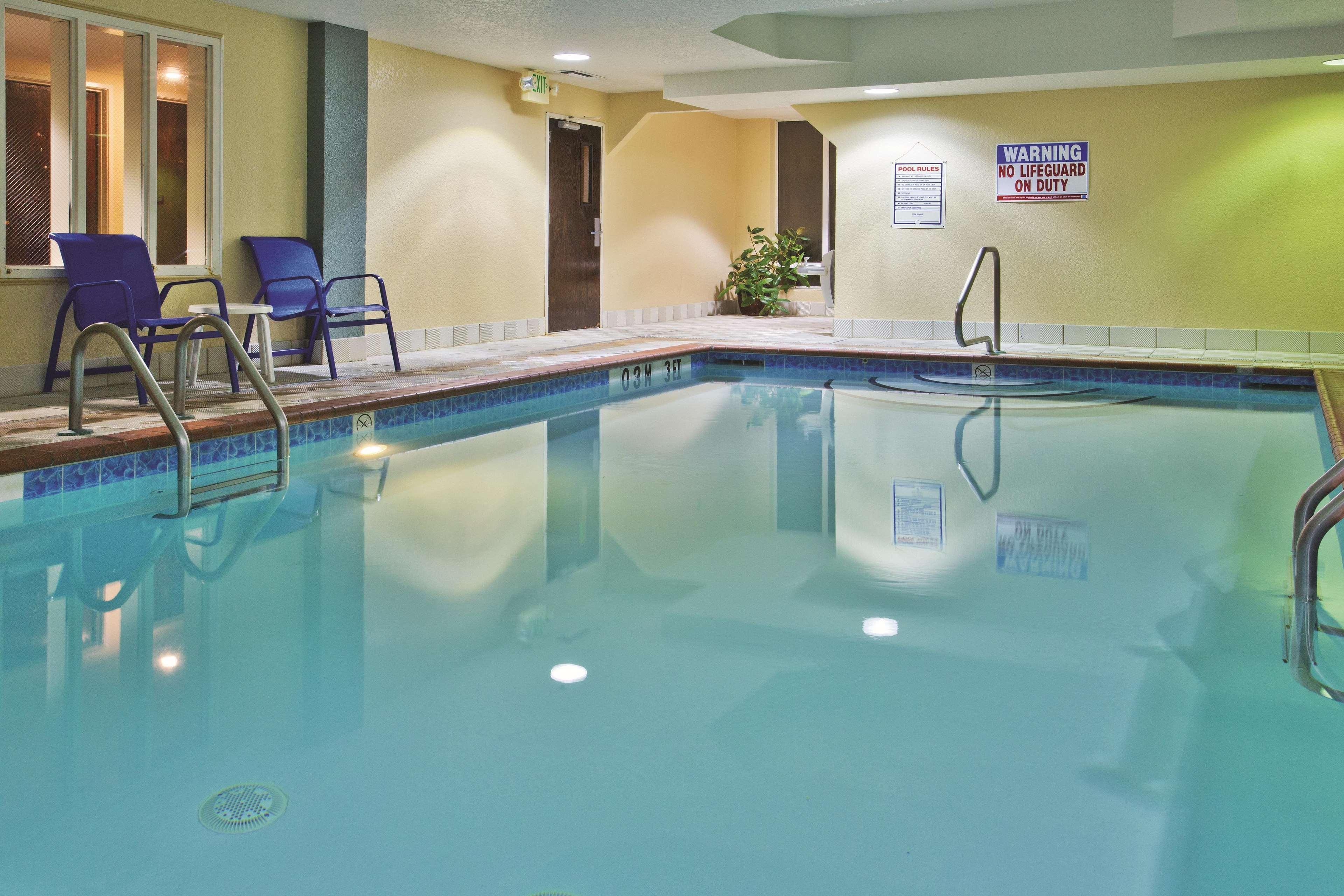 La Quinta By Wyndham Hot Springs Hotell Exteriör bild